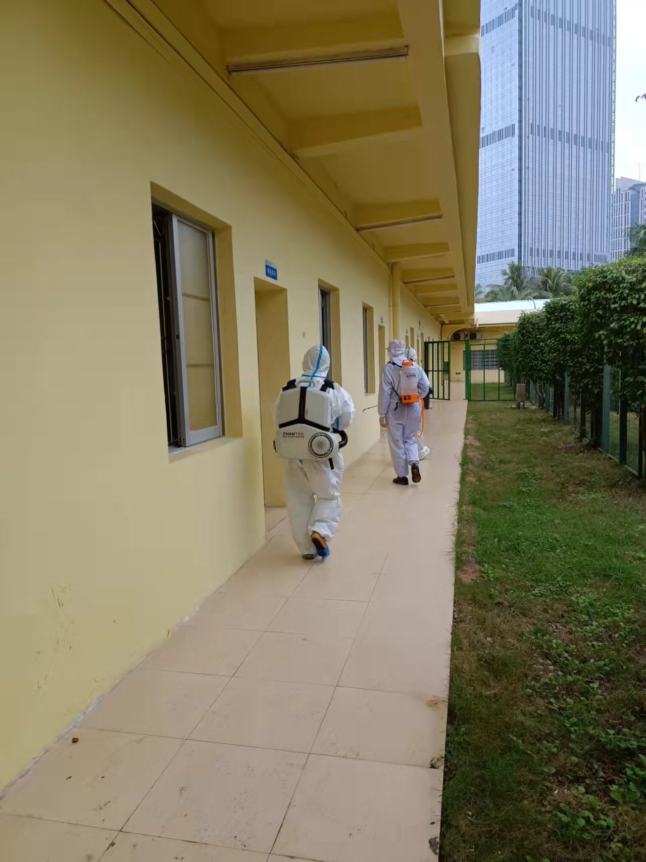 關於珠海校園全麵開展四害消(xiāo)殺白蟻防治(zhì)的溫馨提示(圖1) 關於珠海校園全麵開展四害消殺(shā)白蟻防治的溫馨提示(圖1)